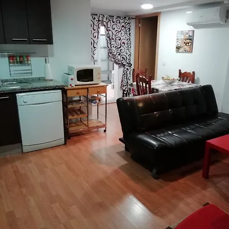 With One Bedroom In Malaga, With Wifi - 2 Km From The *